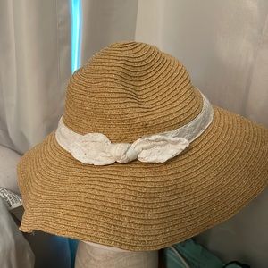 Cat & Jack Floppy Beach Hat